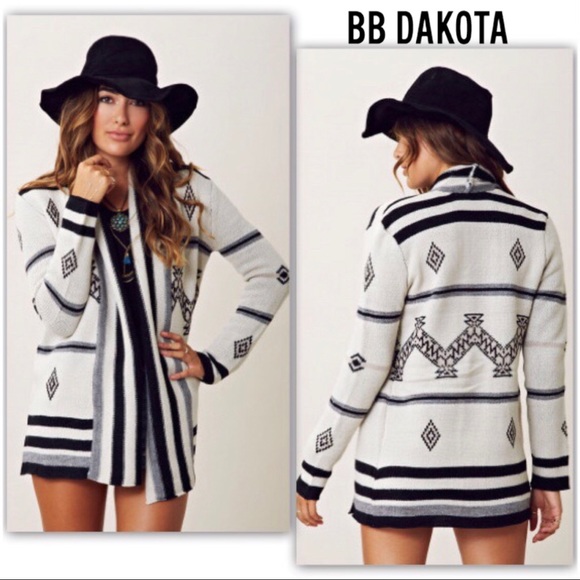 BB Dakota Sweaters - BB Dakota Rolly Patterned Cardigan in Oatmeal - M